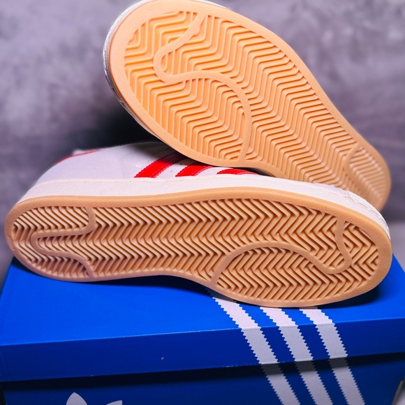 NWT Adidas Superstar ll red and pink heart - Picture 10 of 11